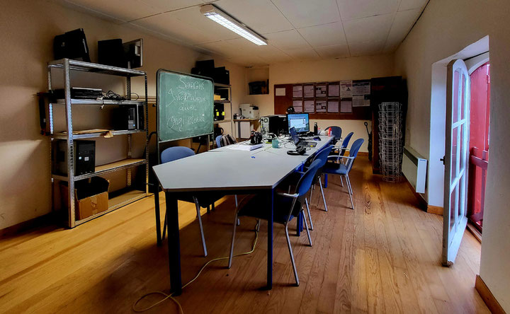 Horaires des permanences de Sorgin Informatique Libre